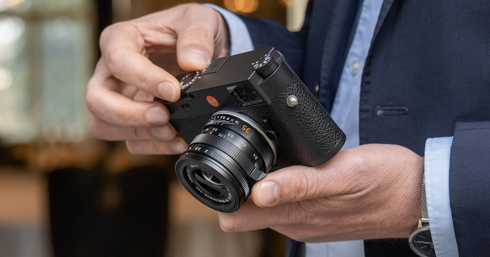 Leica M11